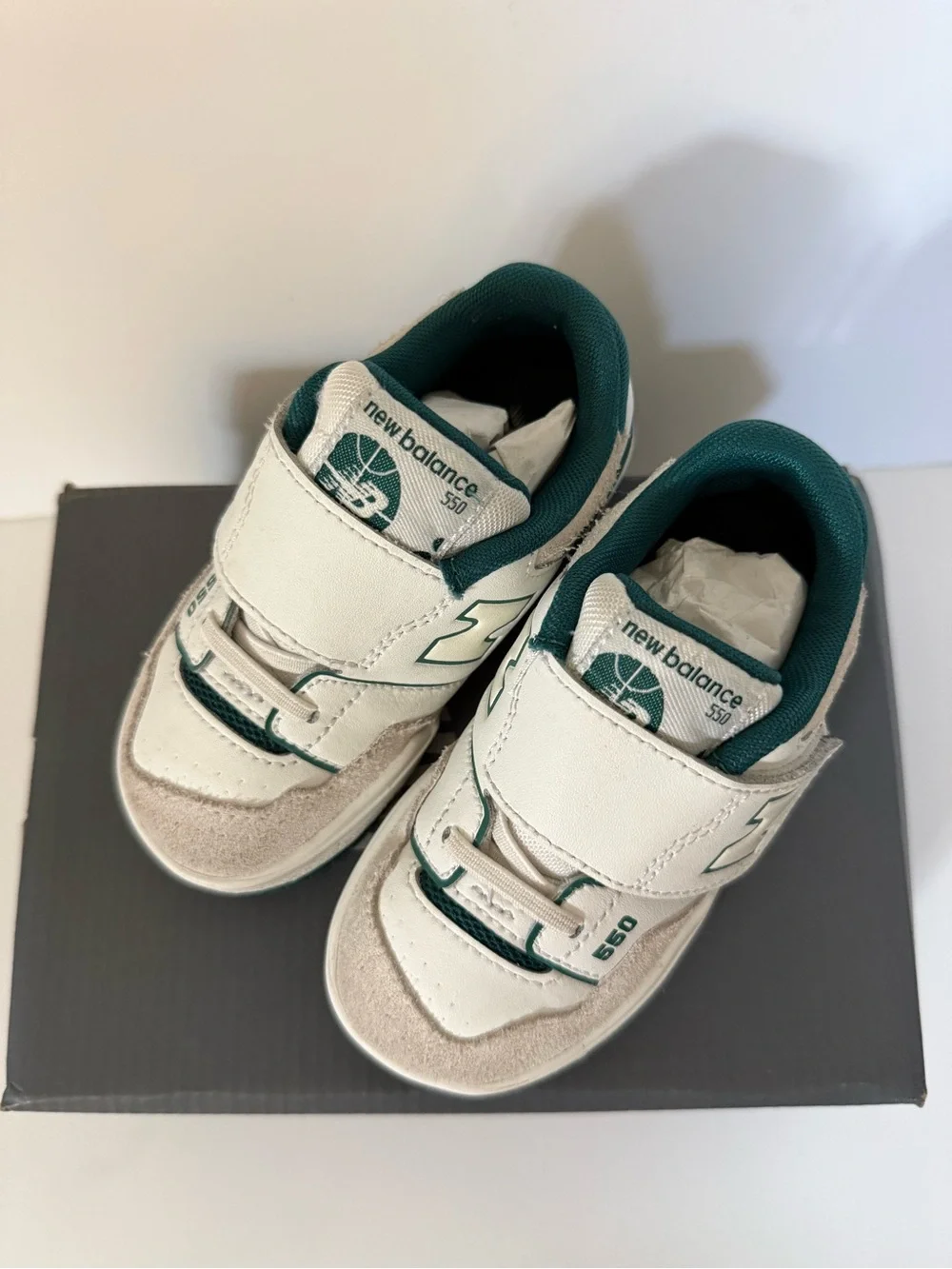 New Balance Kids 550 Velcro Sneakers - White & Dark Green